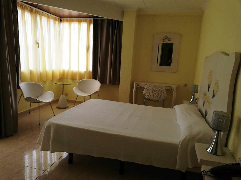 Hotel Iberflat Marynton Benicarló Buitenkant foto